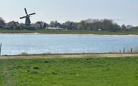 Bloemert Aan De Maas